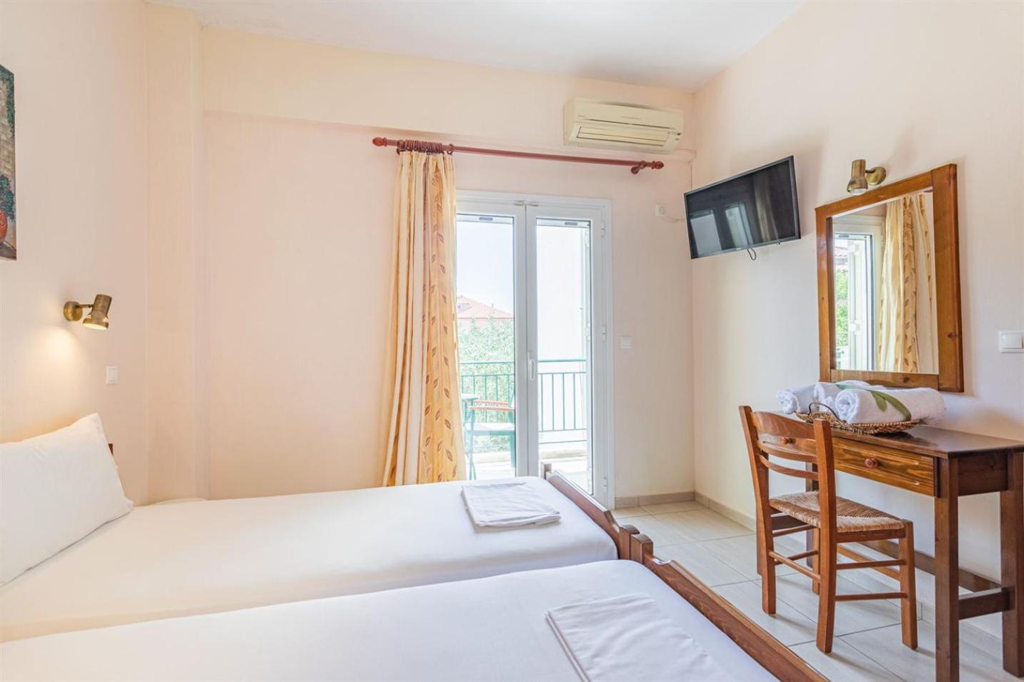 Vasiliki Apartments Stoúpa Zewnętrze zdjęcie